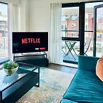 Icona Luxury Apartment With Minster Views & Allocated Parking